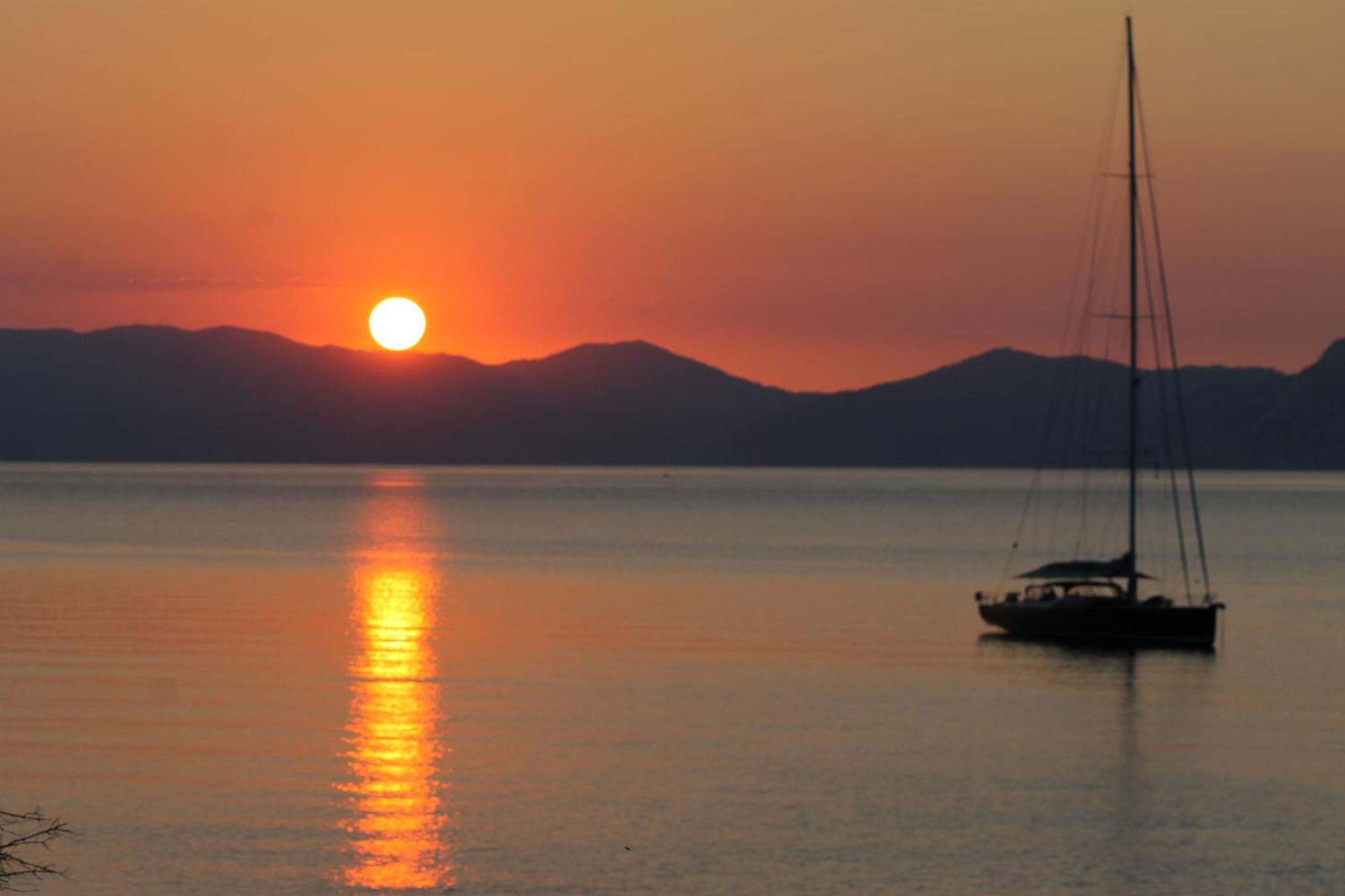 Maeiz Skopelos المظهر الخارجي الصورة
