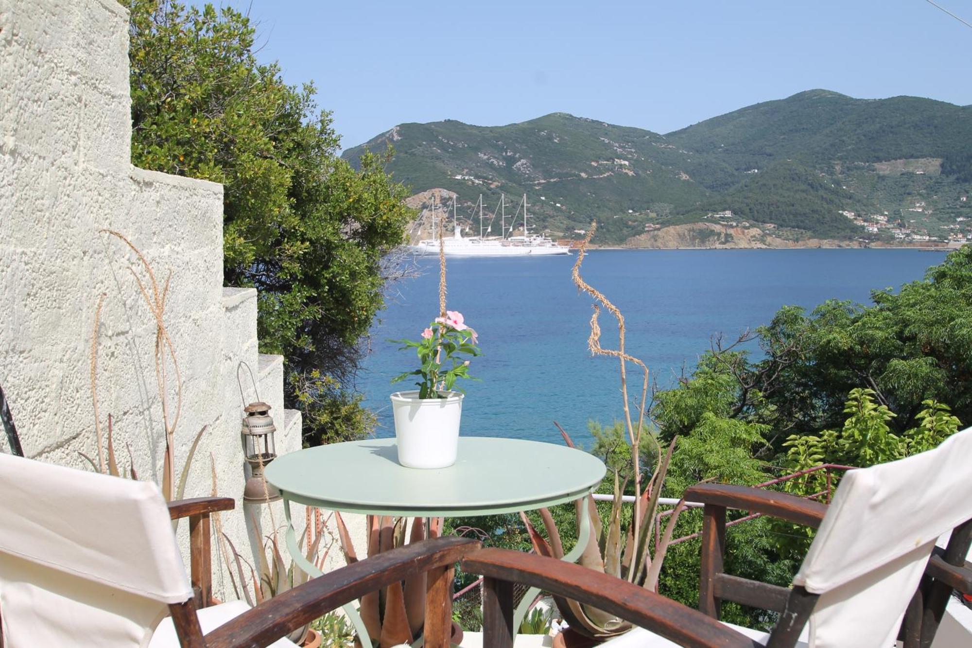 Maeiz Skopelos المظهر الخارجي الصورة
